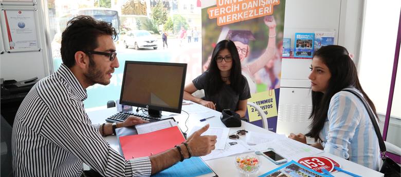 Üniversite adaylarına İBB’den önemli hizmet