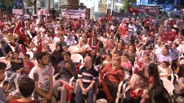 Gaziosmanpaşa’da demokrasi nöbeti