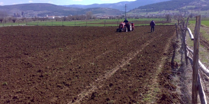 Bolu'da icradan satılık tarla
