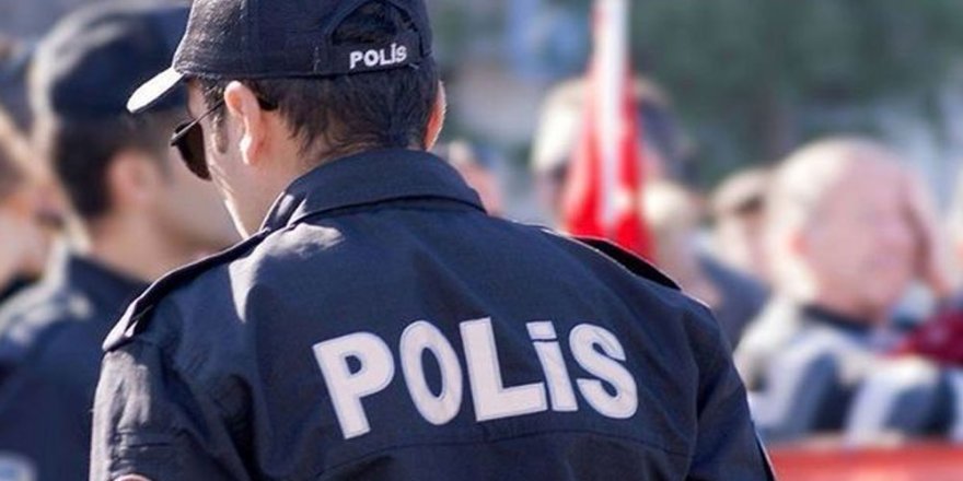 Polislikten ayrılan kişi 55 yaşında emekli olur mu?