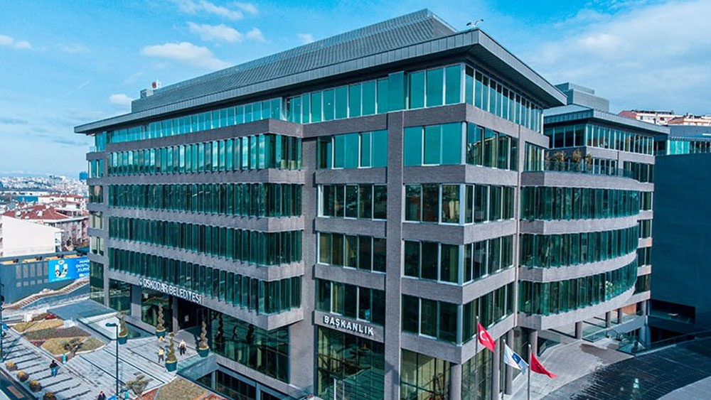 Üsküdar Belediyesi sokak hayvanları için tıbbi ürün satın alacak