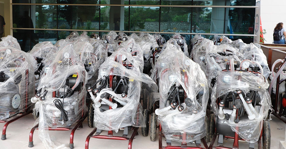 Burdur’da 52 üreticiye sağım makinası dağıtıldı