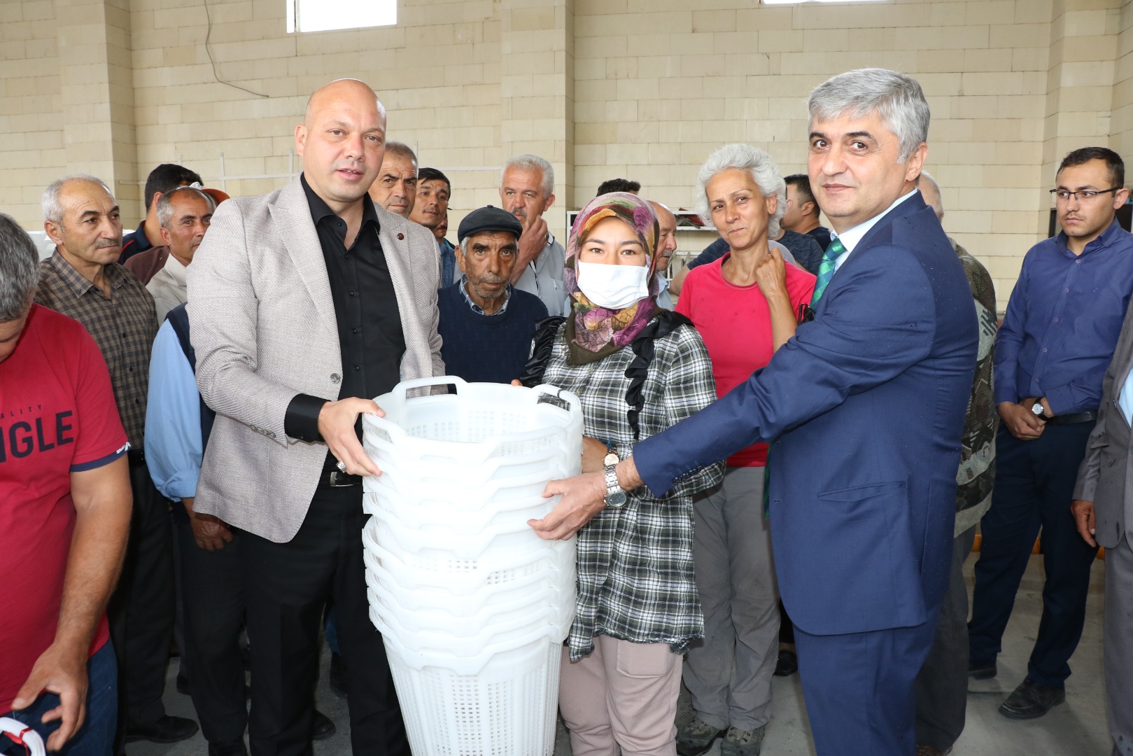 Manisalı çiftçilere destek başladı