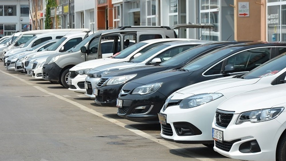 Ticaret Bakanlığı harekete geçti. Otomobilde fahiş fiyat incelemesi