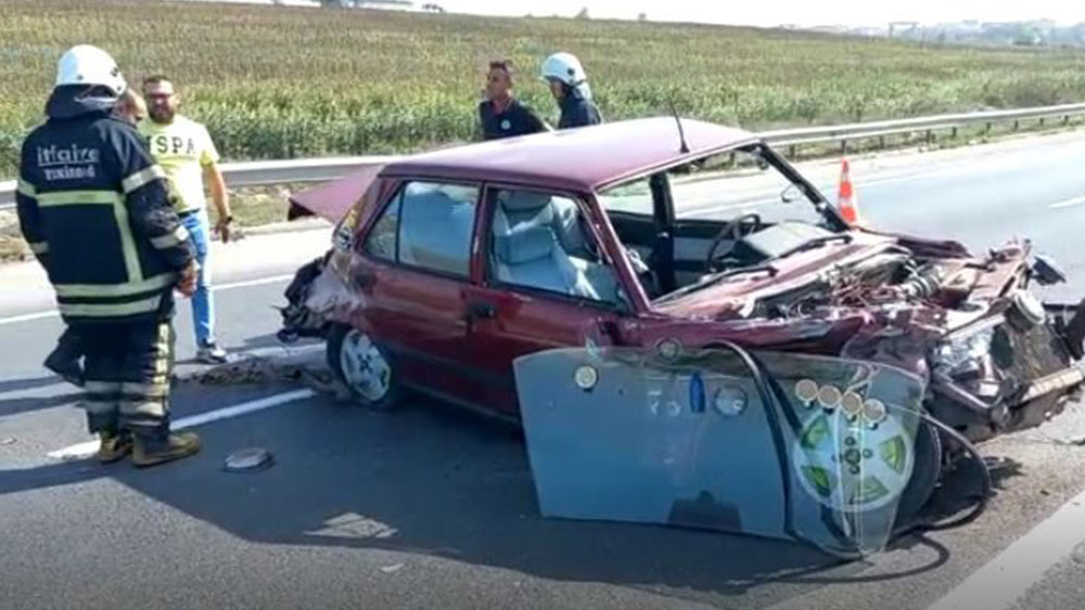 Hurdaya yığınına dönen bu araçtan iki kişi burnu bile kanamadan çıktı