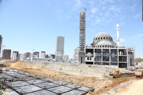 Başakşehir’e konferans salonlu cami