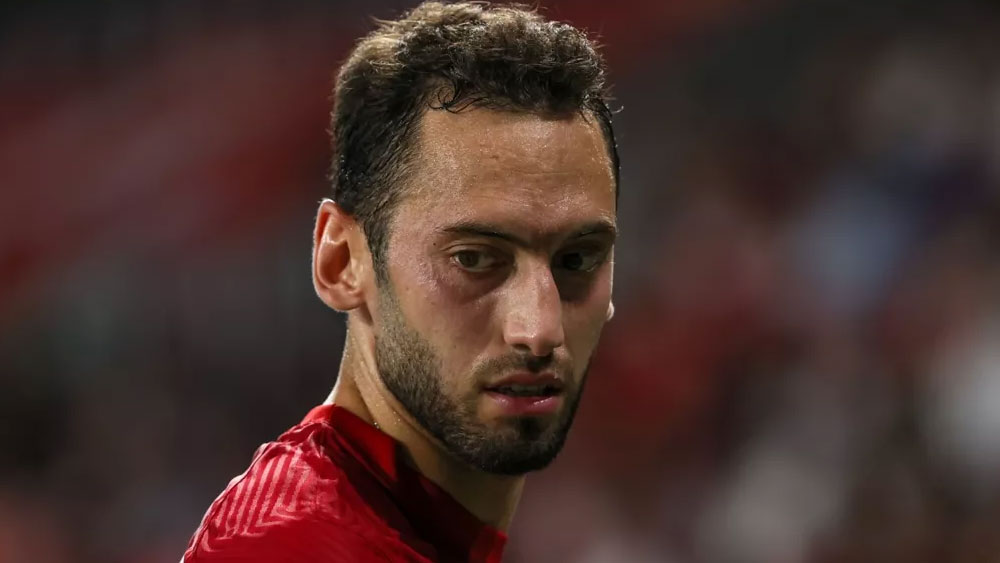 Hakan Çalhanoğlu: 'Jorge Jesus'a saygım sonsuz'