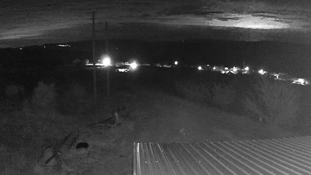 Deprem anında Bilecik'te ilginç bir ışık huzmesi görüldü