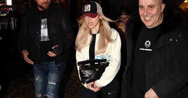 Şarkıcı Hadise, gazetecilere sitem etti