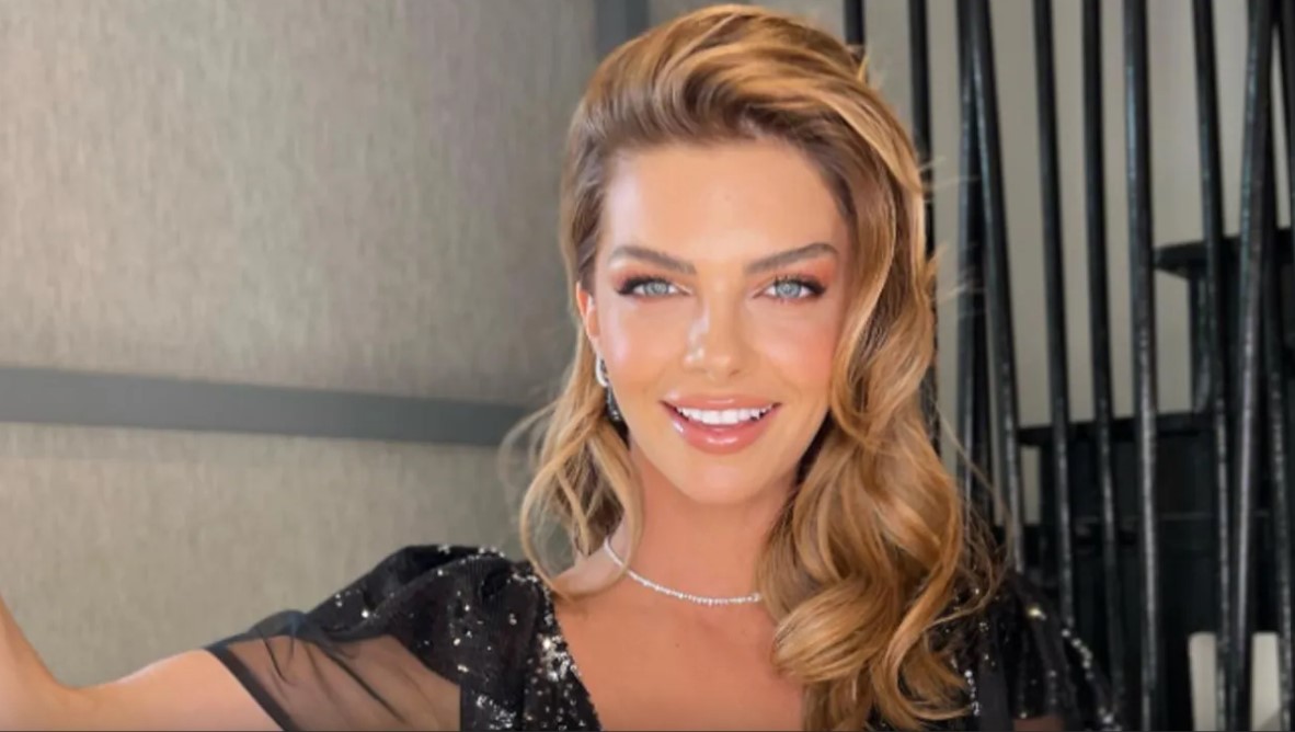 Oyuncu Pelin Karahan estetik hakkında yaptığı yorumla gündeme geldi