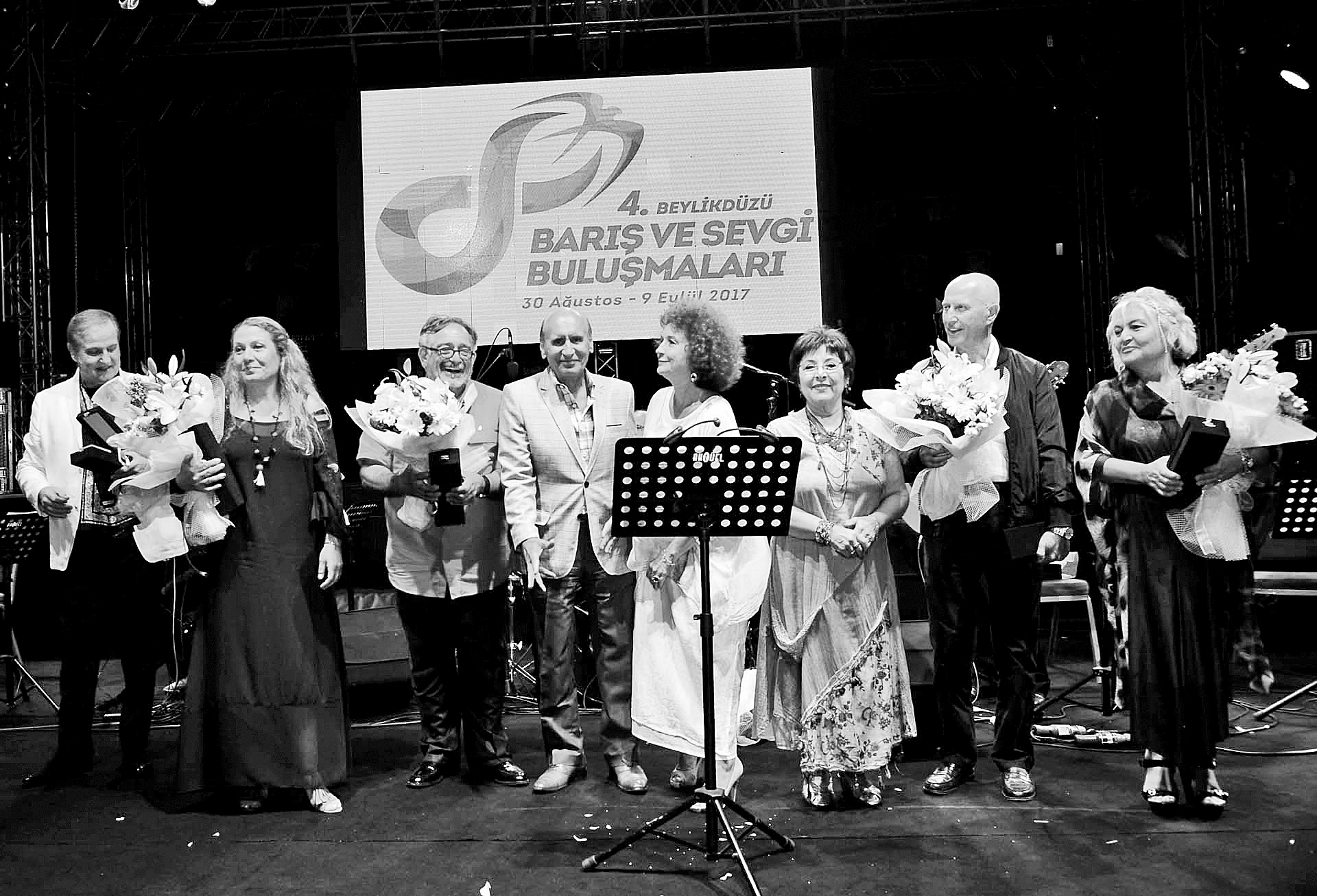 4. Barış ve Sevgi Buluşmaları tüm çoşkusuyla devam ediyor