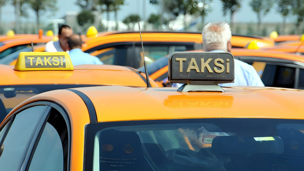 İstanbul'daki taksicilerden karara tepki: 'Yargıya taşıyacağız'