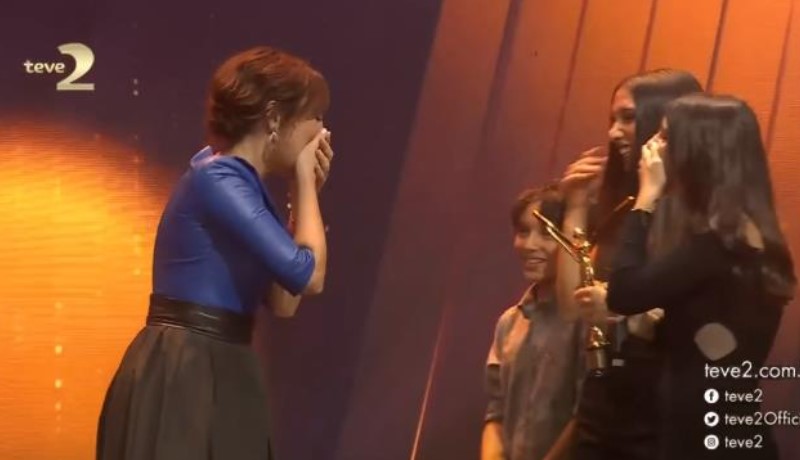 Senarist Sema Ergenekon, Altın Kelebek gecesinde hem eşi Uğur Aslan'ı ağlattı hem de kendisi ağladı