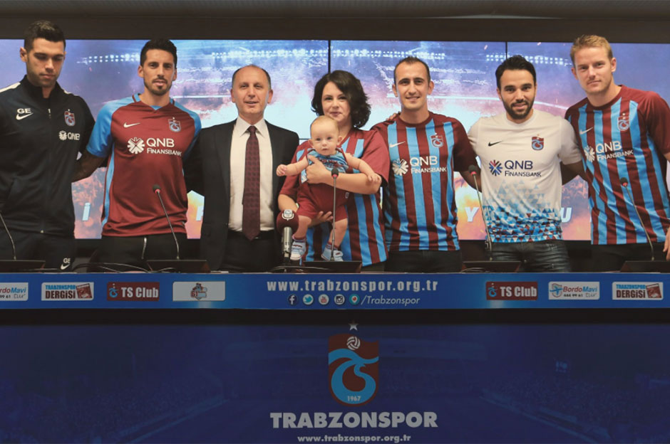 Trabzonspor, yeni transferlerini tanıttı