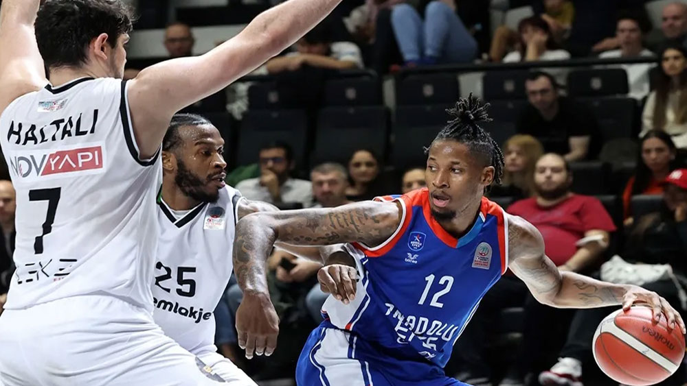 Anadolu Efes, Beşiktaş Emlakjet'i mağlup etti