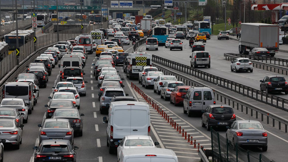 İstanbul'da bu yollar trafiğe kapatılıyor: İşte alternatif güzergahlar!