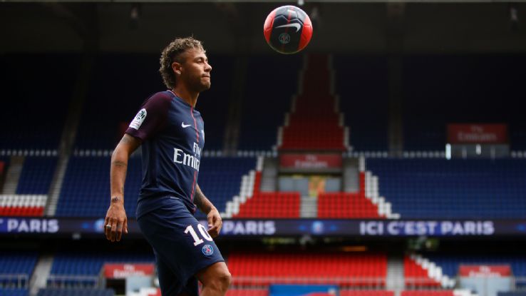 Transfere 4.71 milyar dolar harcandı!