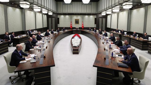 Kabinenin en başarılı ve başarısız bakanları