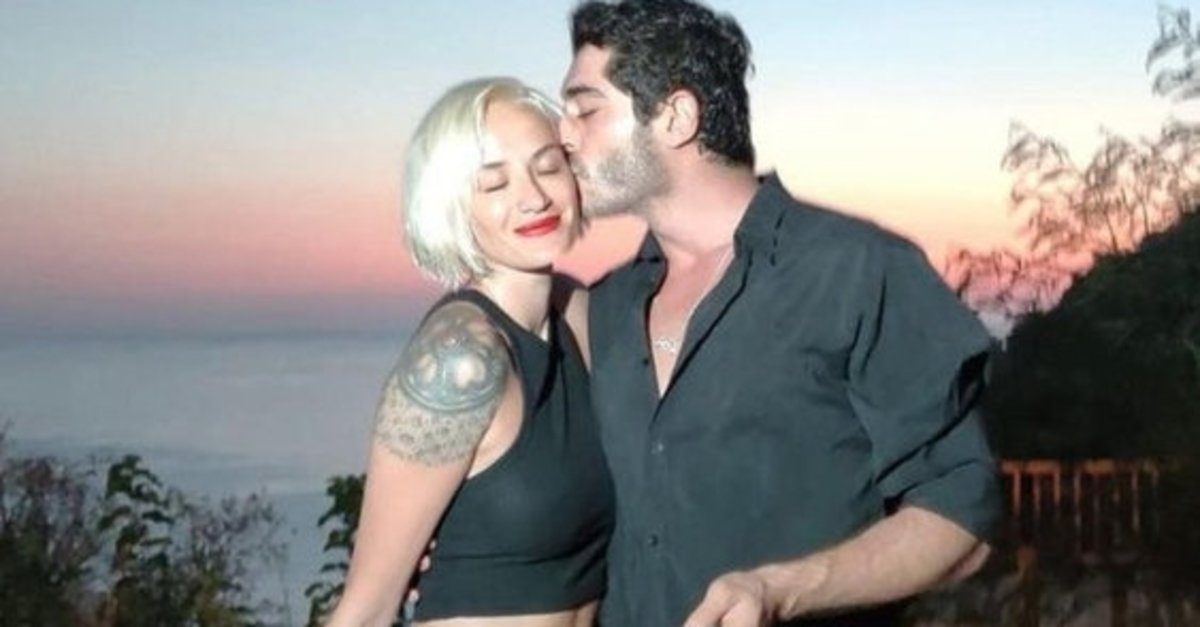Didem Soydan ve Burak Deniz ayrıldı