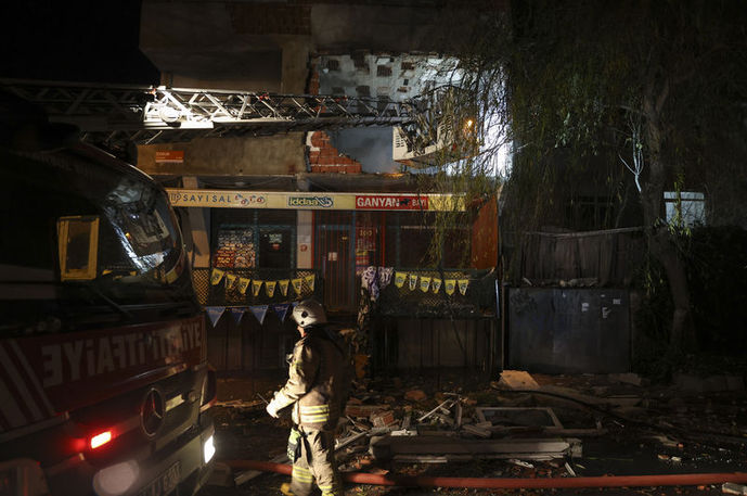 Ev sahibiyle tartışan kiracı evi yaktı!