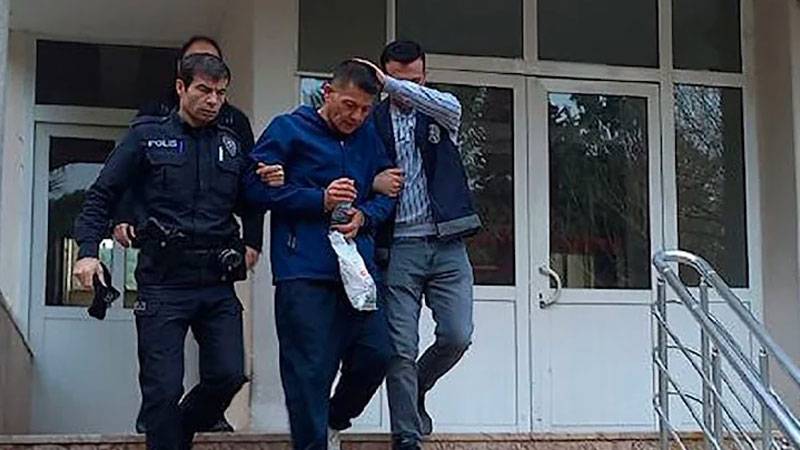 3 kez evlenen adam 3 eşini de katletti!