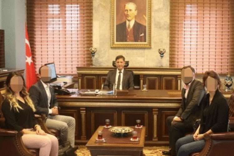 Sahte psikologdan vali ve kaymakama ziyaret