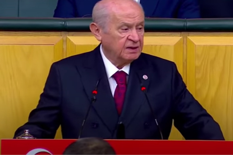 Bahçeli eski yol arkadaşının adını anmadı