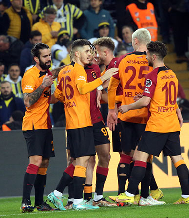 Galatasaray Kadıköy'de tarih yazdı Cimbom 7'de 7 yaptı