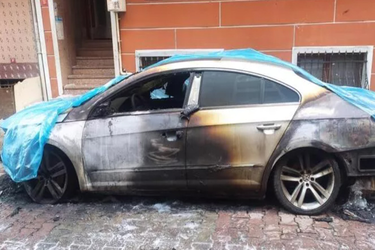 Mahalleliye şiddete niye engel oldun cezası