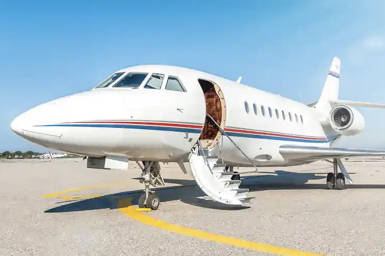 Aile ve Sosyal Hizmetler Bakanlığı, 16,5 milyona uçak kiraladı