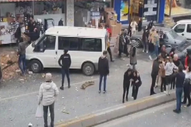 Bağcılar'da işyerinde patlama