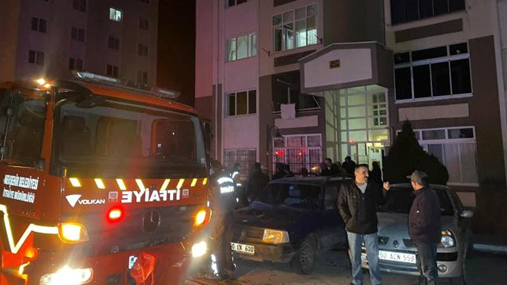 Nevşehir'de apartman yangını: 6 kişi dumandan etkilendi