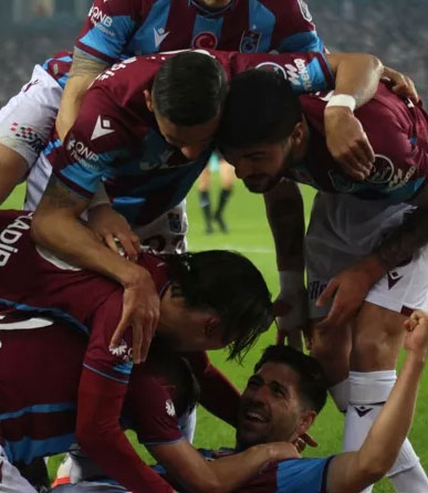 Volkan Babacan inanılmaz bir gol yedi Trabzonspor yarışta ben de varım dedi