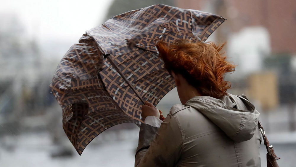 Meteoroloji'den birçok kente fırtına ve şiddetli sağanak uyarısı!