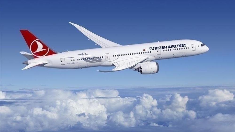 THY uçağında sınır dışı edilen Tunuslu kabin memurune saldırdı: Uçak acil iniş yaptı