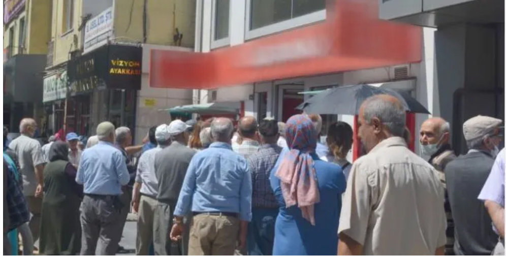 2000 yılı sonrası emekli olanlar intibak istiyor