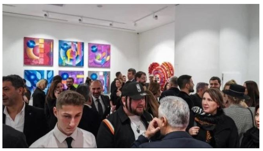 Ahmet Güneştekin'in Yedigören'in Alfabesi sergisine yoğun ilgi