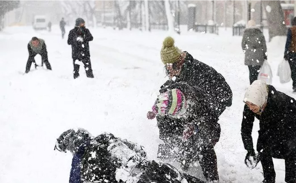 Zonguldak’ta eğitime kar engeli! Yarın okullar tatil edildi