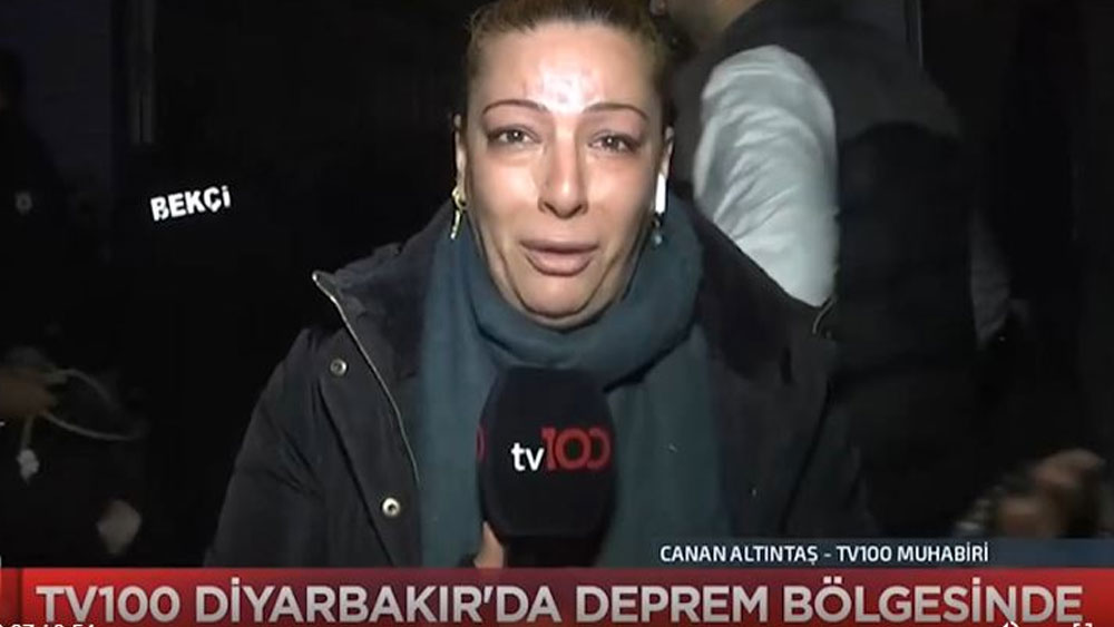 TV100 muhabiri Diyarbakır'da deprem bölgesinden deprem anını duyurdu: Çok uzun sürdü, 17 bina yıkıldı!