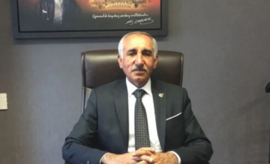 Enkaz altında kalan AKP Milletvekili Taş hayatını kaybetti