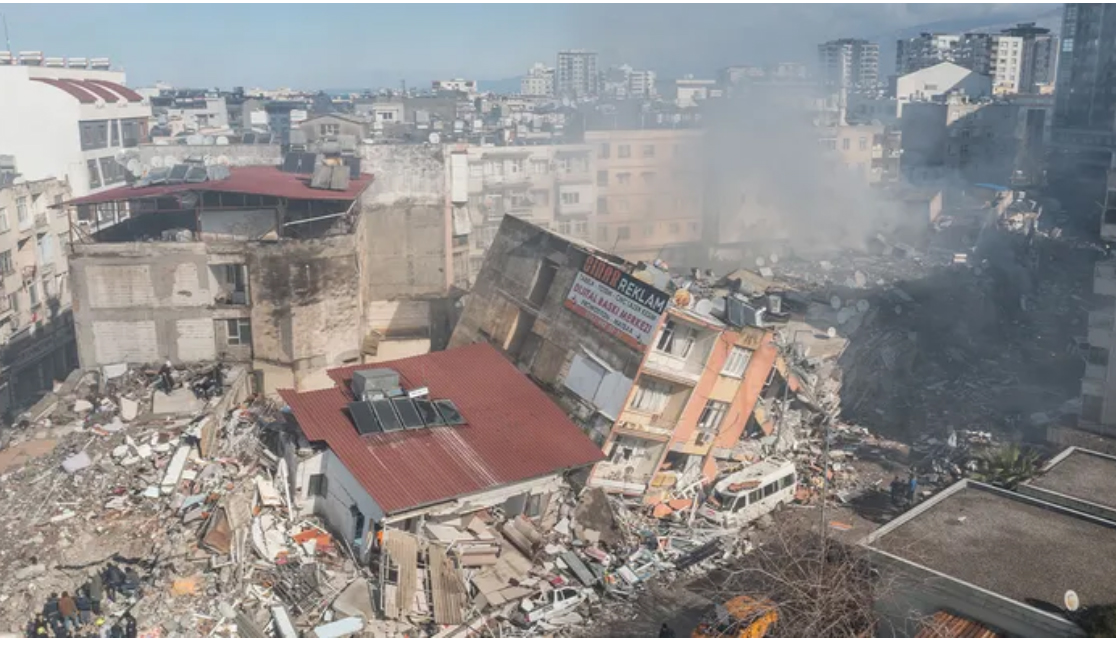 Milano konsolosluğumuz deprem için Diyanet'e bağış istedi