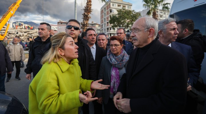 ‘’ Kamu personeline acilen 2 maaş ikramiye yatırın’’