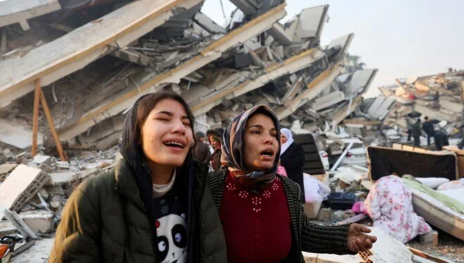 NATO Türkiye'ye barınma tesisleri gönderiyor