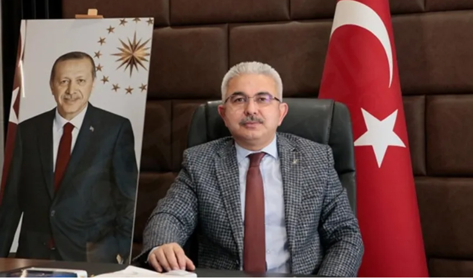 Yaptığı binalar yıkılan AKP ilçe başkanı tutuklandı