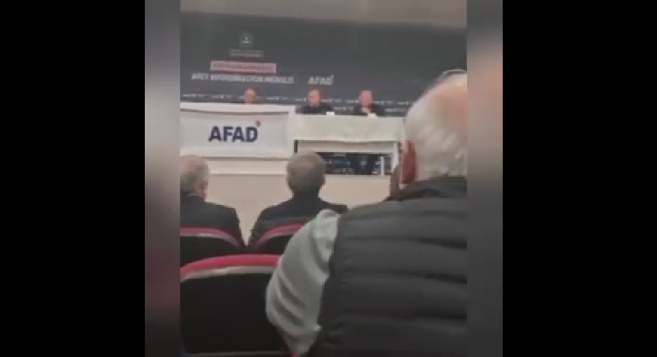 Erdoğan ve Bahçeli depreme yakalandı