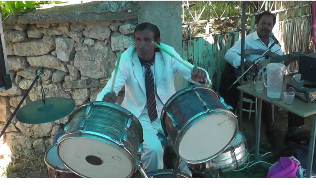 Sosyal medya fenomeni davulcu ölü bulundu