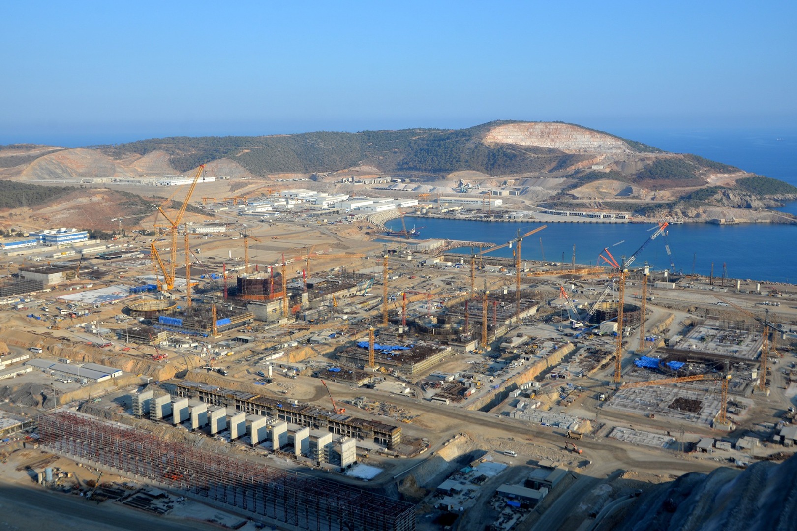 Deprem bölgesine giden Akkuyu NGS işçileri işten atıldı