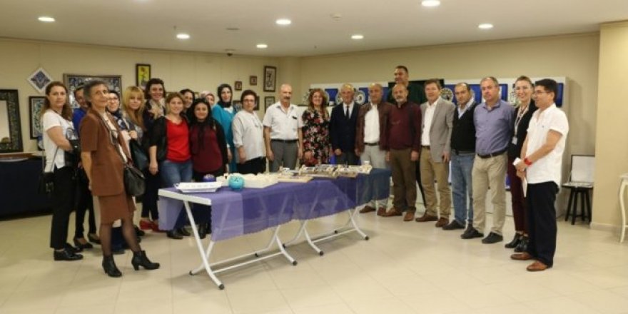 Çini Atölyesi Sergisi Kartallılarla buluştu