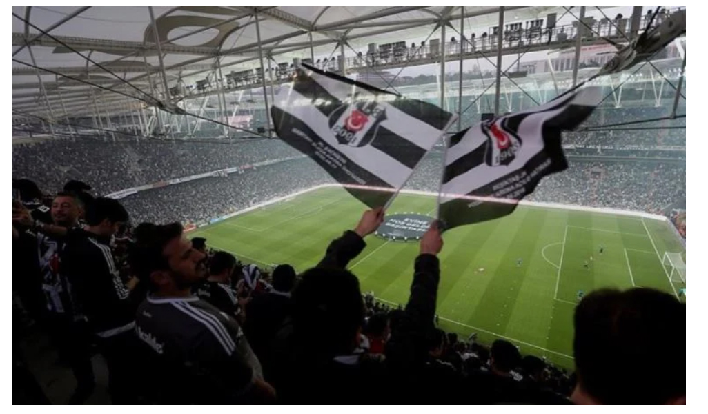 İYİ Parti'den Beşiktaş ve Fenerbahçe taraftarlarına destek