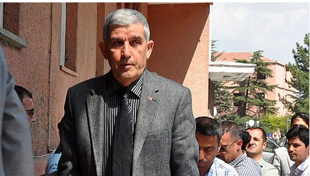 Üç emekli generalin cezası kaldırıldı